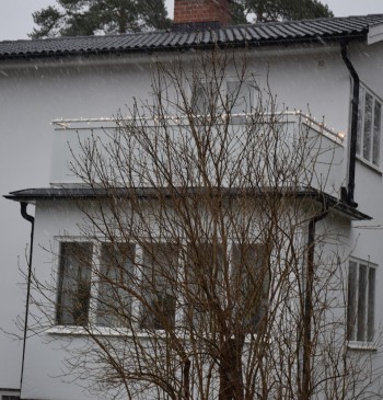 Fasadrenovering, takomläggning och fönsterrenovering i Enskede